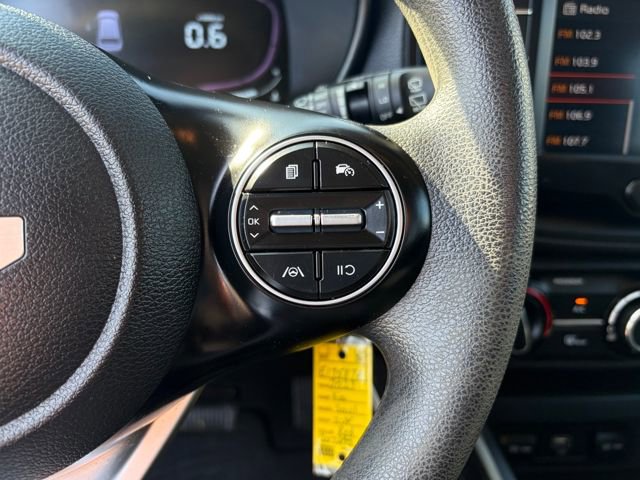 Used 2023 Kia Soul LX w/ LX Technology Package image 14