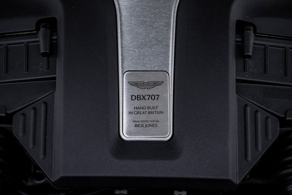 New 2026 Aston Martin DBX 707 image 37