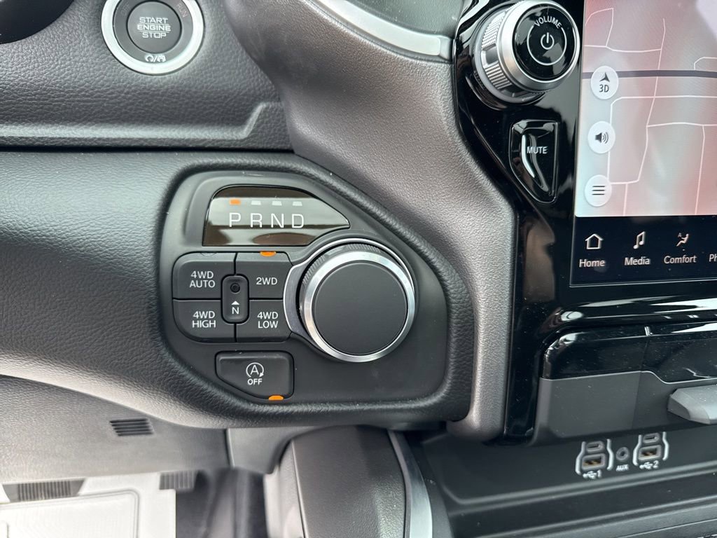 New 2026 RAM 1500 Big Horn AWD/4WD image 15