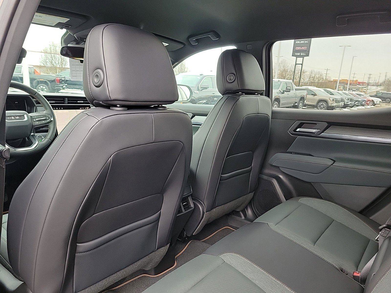 New 2026 GMC Terrain AT4 image 13