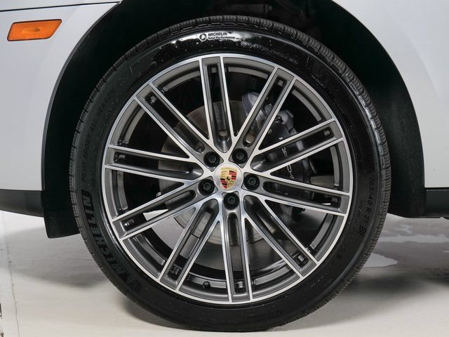 Certified 2026 Porsche Macan AWD/4WD image 36
