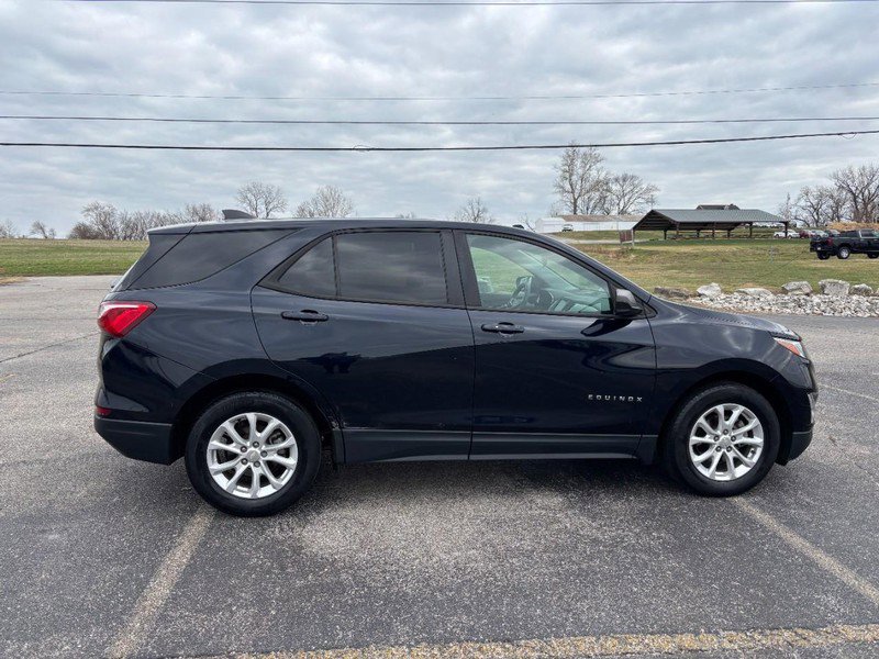 Used 2020 Chevrolet Equinox LS w/ LS Convenience Package image 6