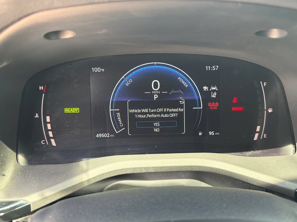 Used 2025 Toyota Camry LE FWD image 31