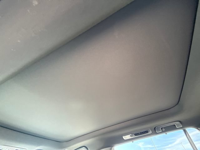 Used 2025 Toyota Grand Highlander AWD Hybrid image 17