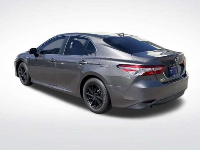 Used 2019 Toyota Camry LE image 3