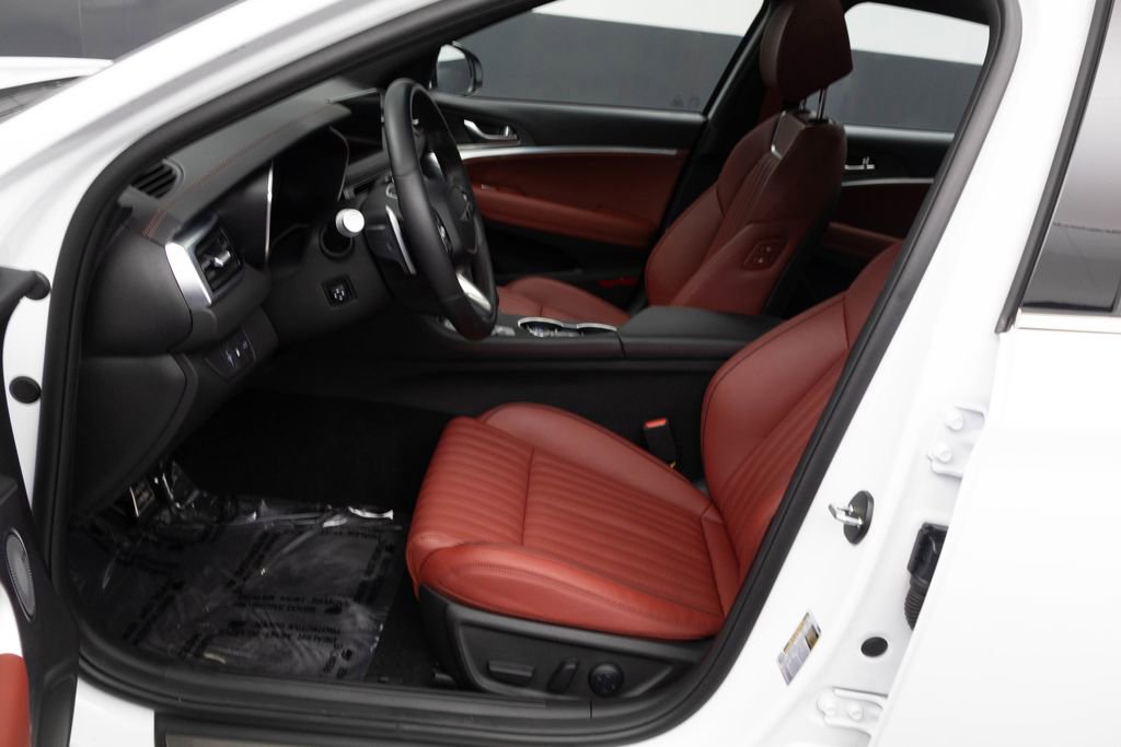 Used 2024 Lexus RX 450h AWD w/ Convenience Package image 42