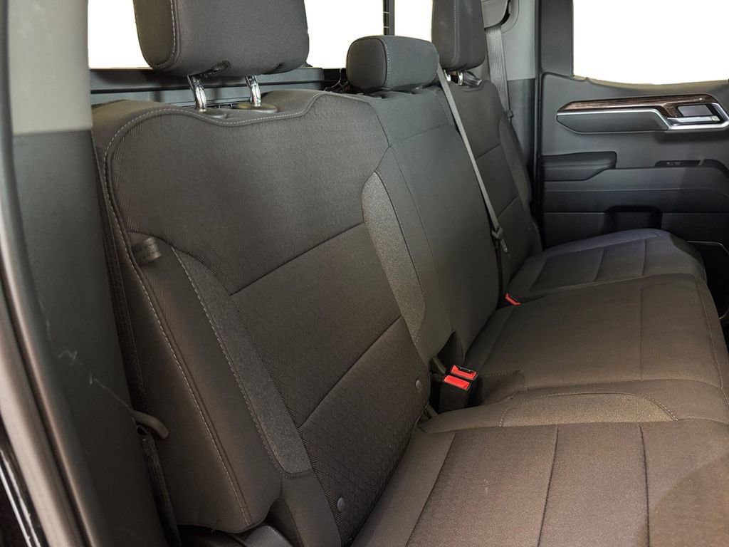 Used 2025 GMC Sierra 1500 Elevation w/ Preferred Package image 18