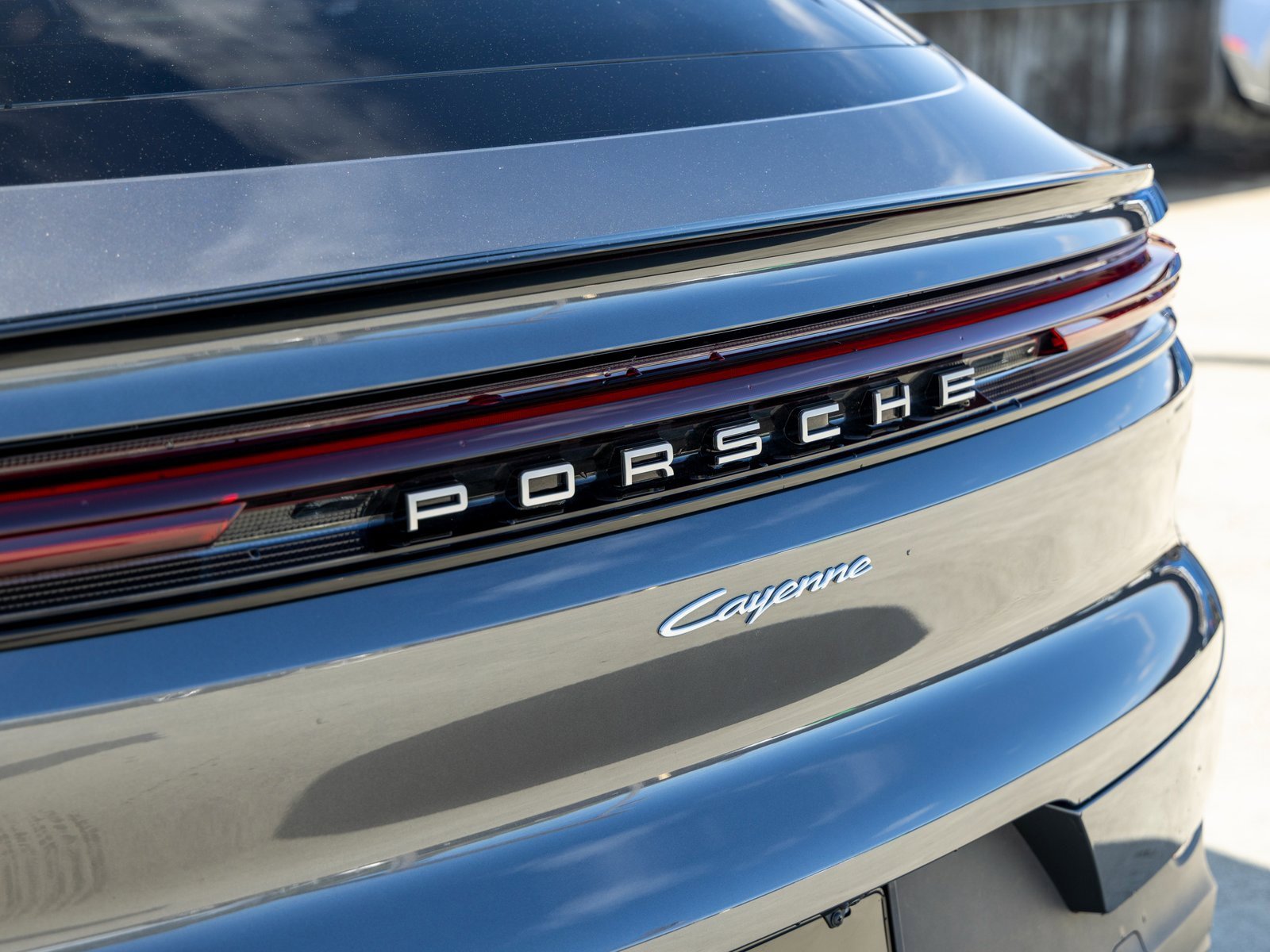 Certified 2025 Porsche Cayenne Coupe image 19
