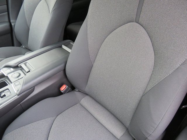 New 2026 Toyota Grand Highlander LE image 17