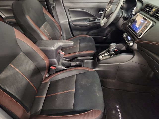 Used 2022 Nissan Versa SR w/ Convenience Package FWD image 3