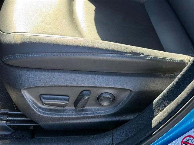 Used 2022 Toyota Prius L Eco image 19