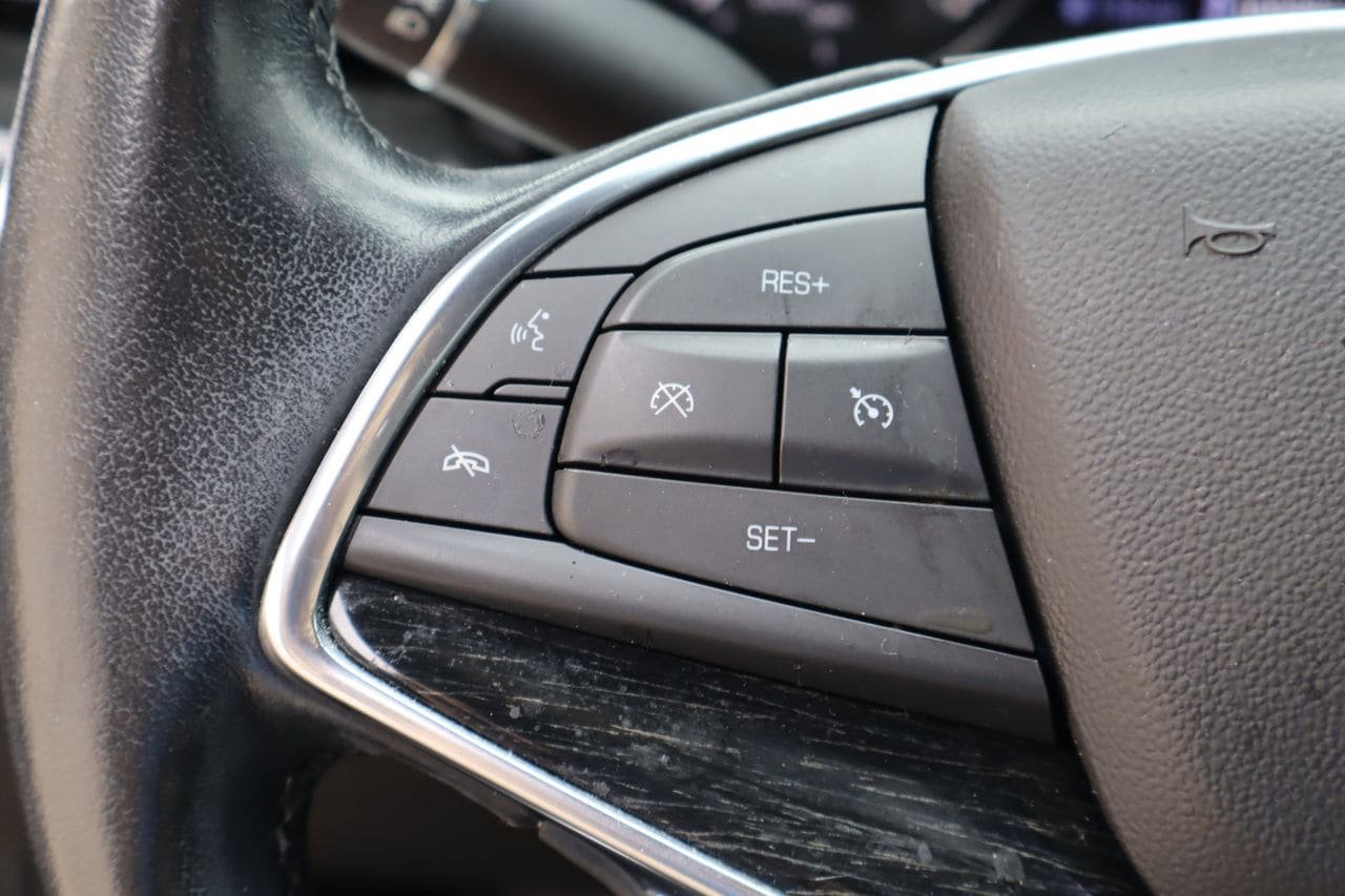 Used 2020 Cadillac XT5 Premium Luxury FWD image 13