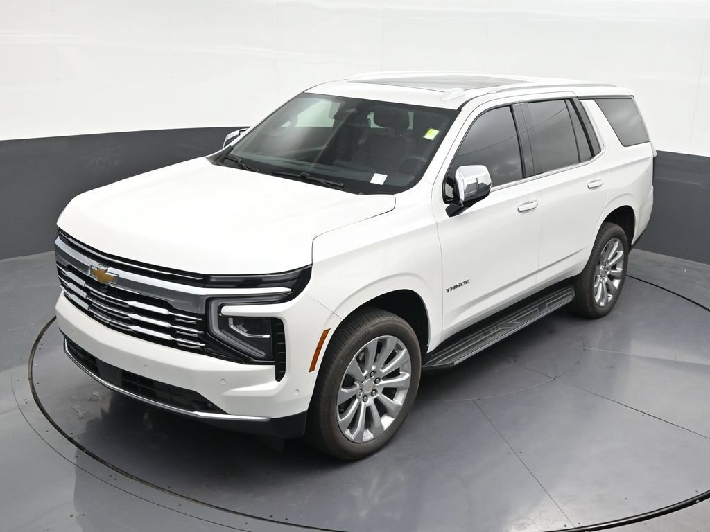Used 2025 Chevrolet Tahoe Premier w/ Sun And Tow Package RWD image 17