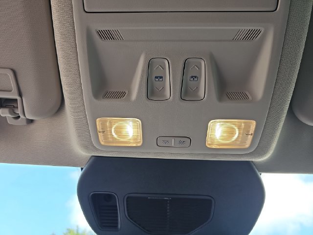 Used 2020 Ford Escape SEL FWD image 25