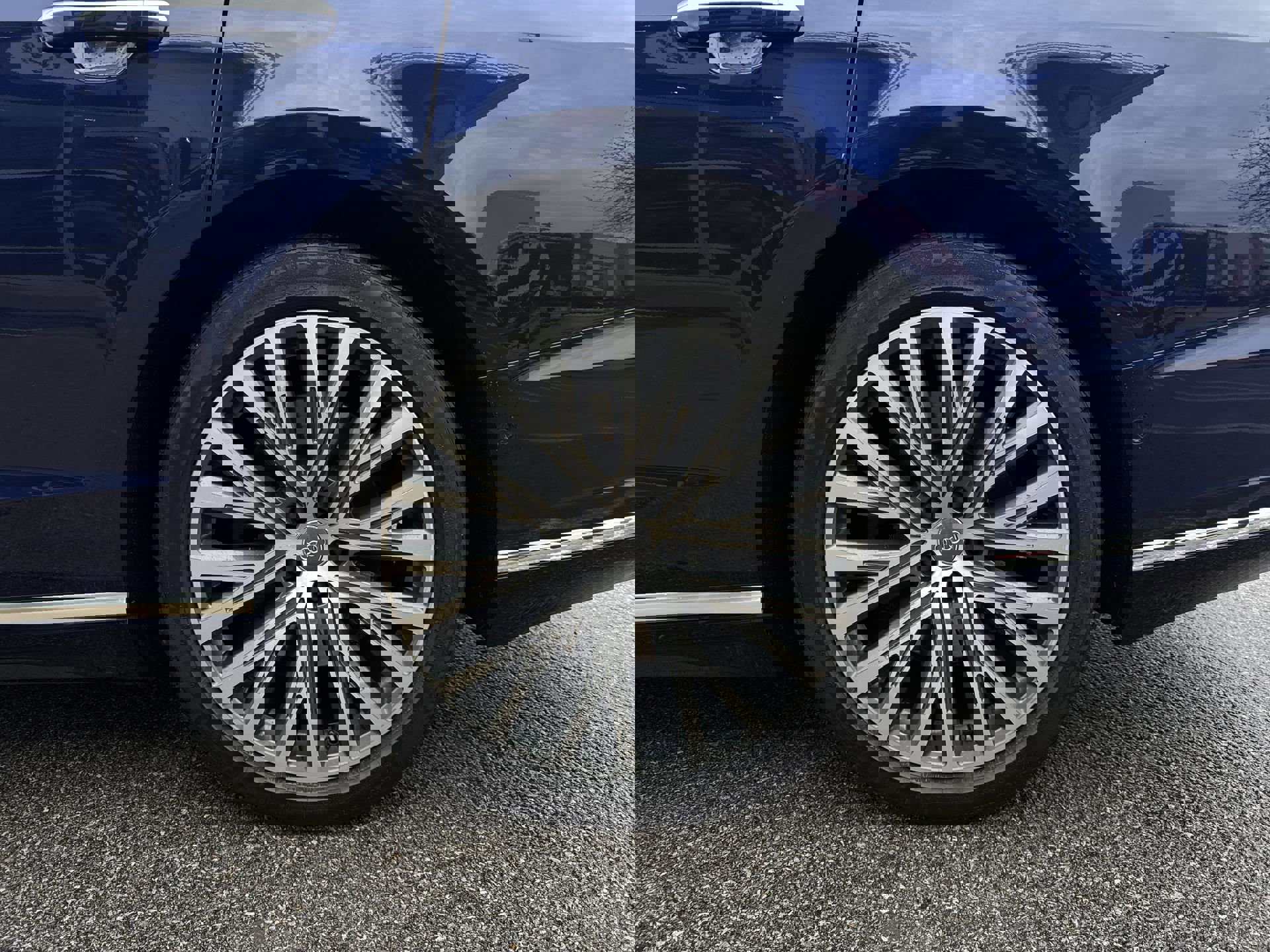 Used 2019 Audi A8 L 3.0T image 34