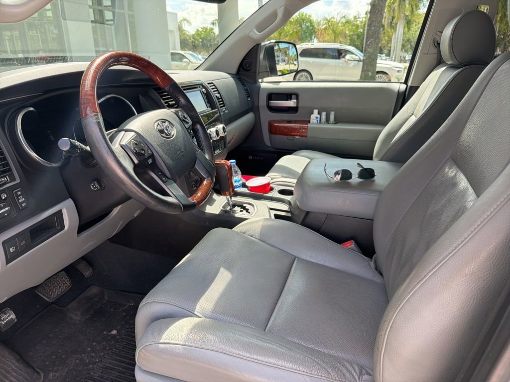 Used 2019 Toyota Sequoia Platinum image 9