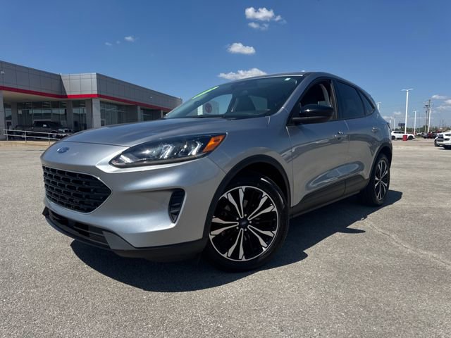 Used 2021 Ford Escape SE w/ SE Sport Appearance Package image 1
