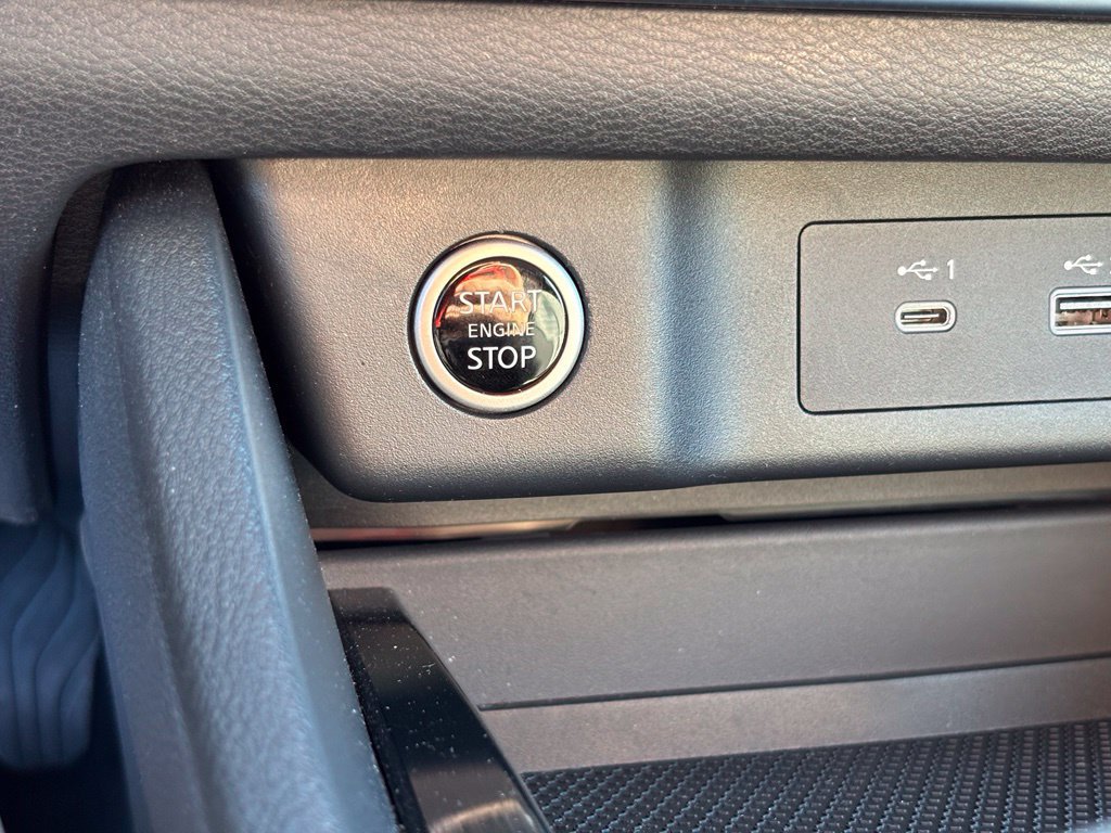 Certified 2023 Nissan Rogue SV AWD/4WD image 25
