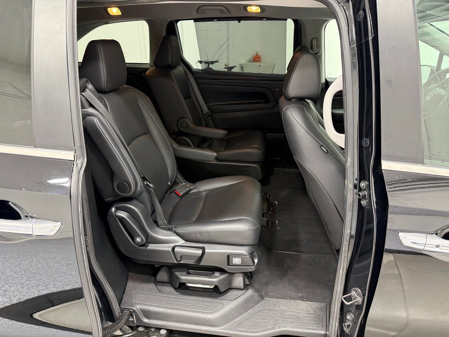 Used 2023 Honda Odyssey EX-L image 29