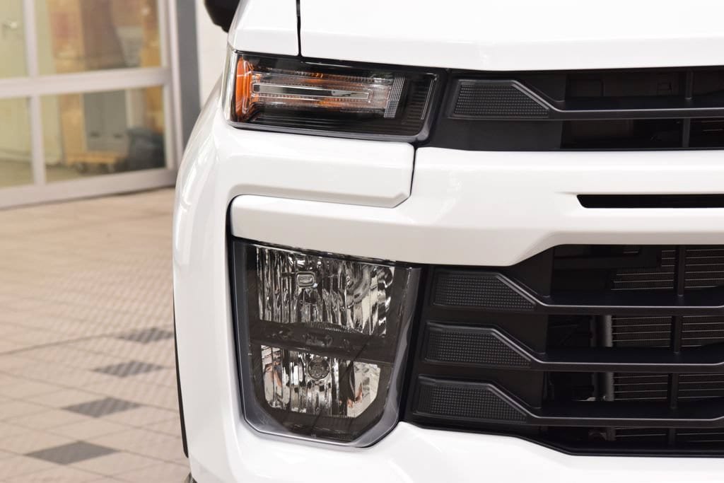 New 2026 Chevrolet Silverado 2500 Custom w/ Custom Value Package AWD/4WD image 12