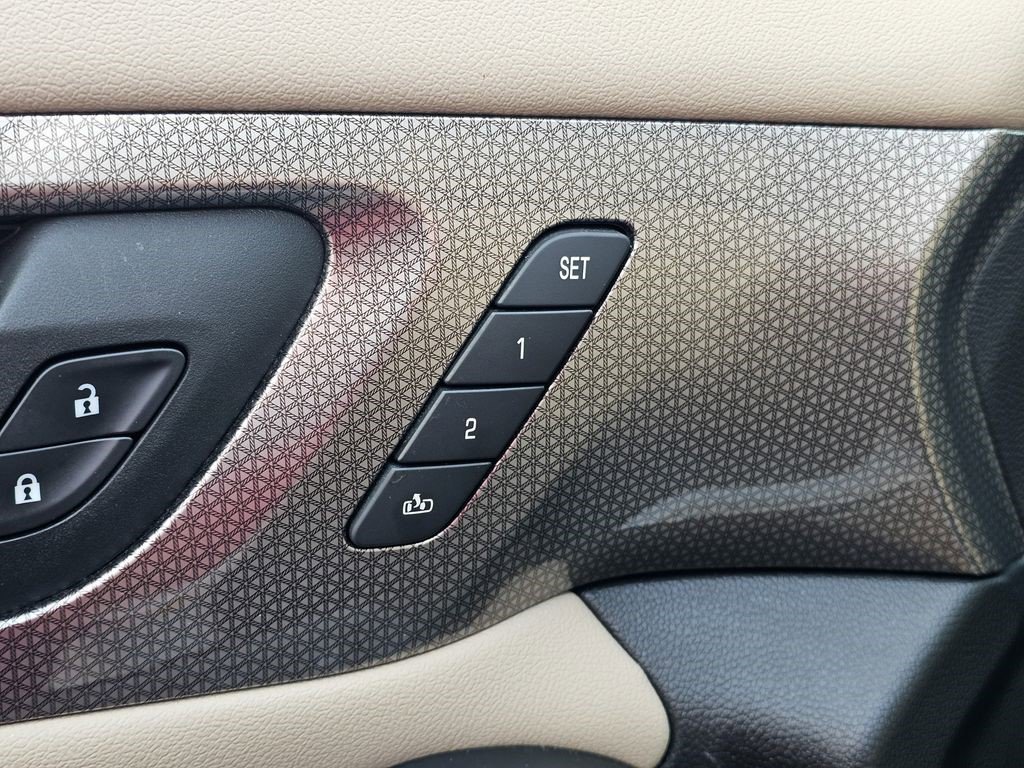 Certified 2023 Chevrolet Traverse Premier AWD/4WD image 10