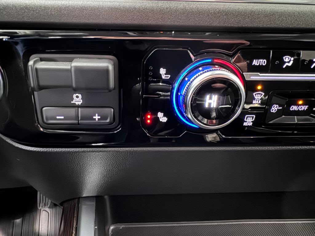 Certified 2023 GMC Sierra 1500 Elevation w/ Max Trailering Package AWD/4WD image 22