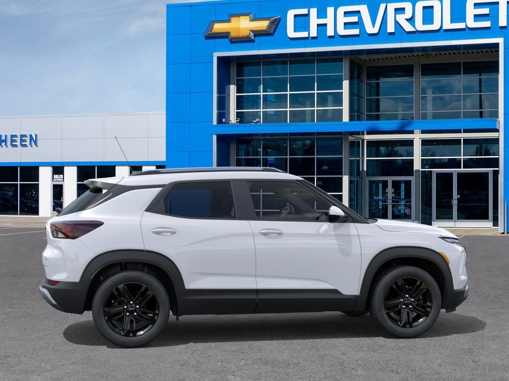 New 2026 Chevrolet TrailBlazer LT w/ Midnight Edition AWD/4WD image 6