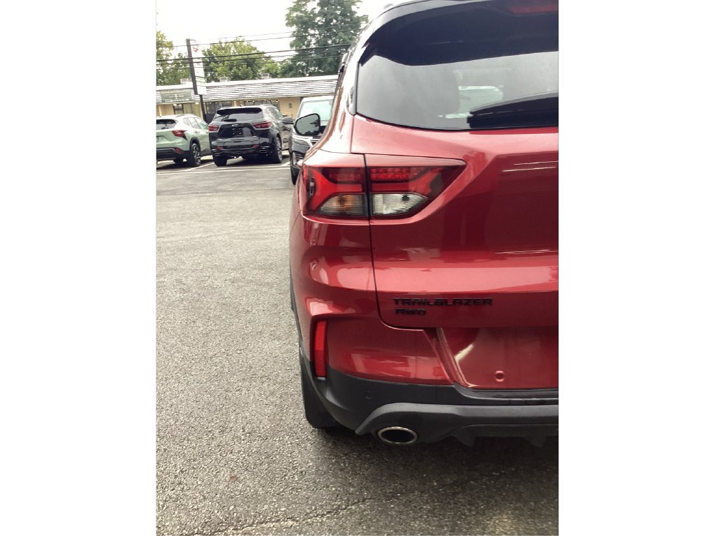 Used 2021 Chevrolet TrailBlazer RS w/ Sun and Liftgate Package AWD/4WD image 31