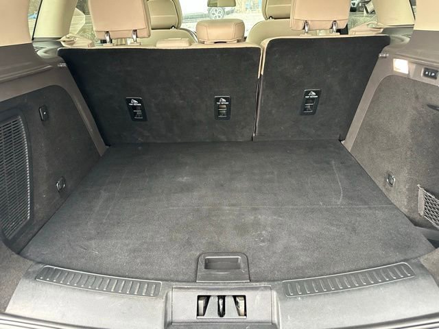 Used 2020 Lincoln Corsair Reserve w/ Equipment Group 202A image 22