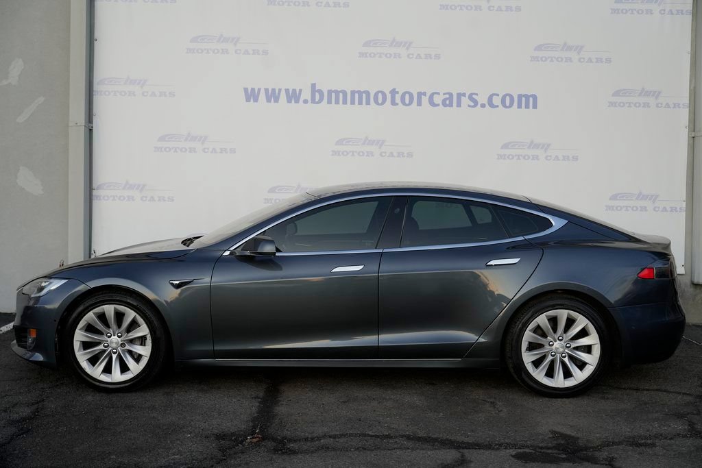 Used 2017 Tesla Model S 75D AWD/4WD image 8