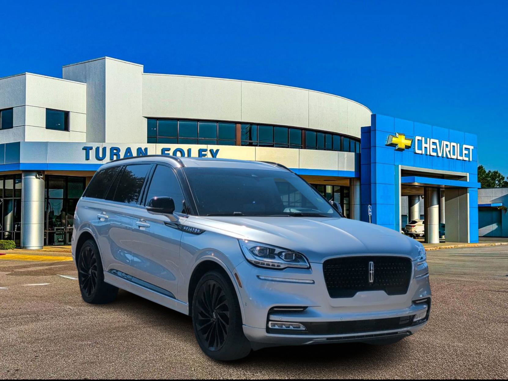 Used 2023 Lincoln Aviator Reserve w/ Equipment Group 201A image 7