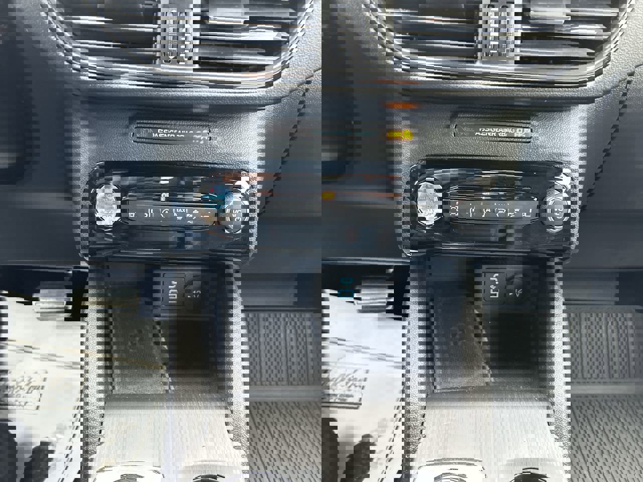 Used 2023 Ford Escape ST-Line Elite image 28