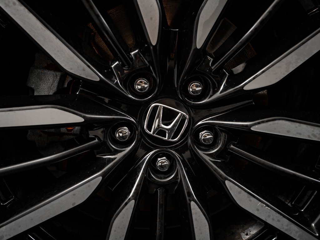 Used 2023 Honda Accord Touring image 8