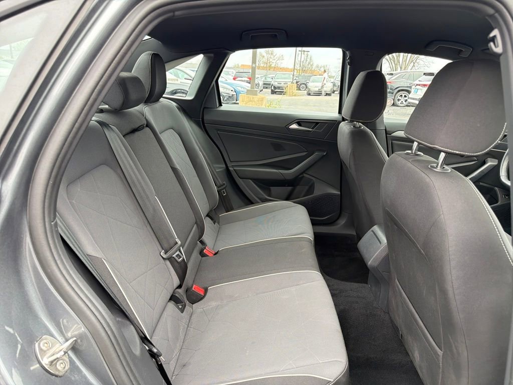 Used 2025 Volkswagen Jetta Sport FWD image 46