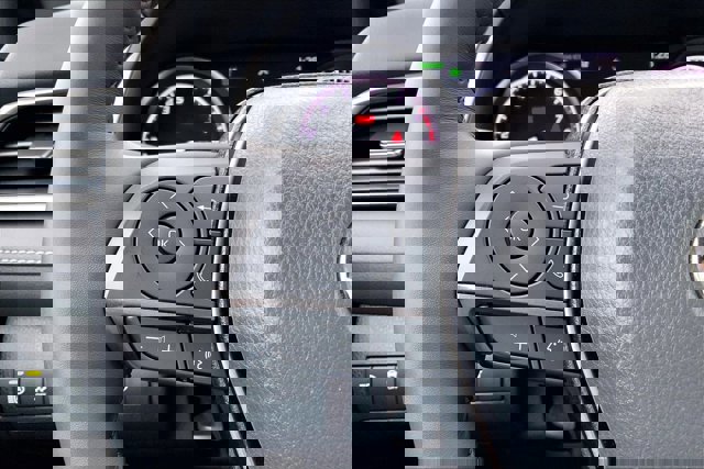 Used 2024 Toyota Camry SE image 18