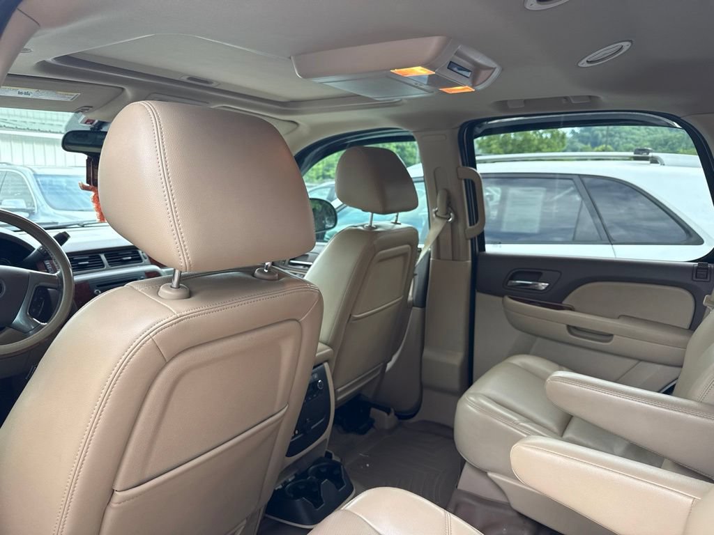 Used 2013 Chevrolet Tahoe LTZ AWD/4WD image 12