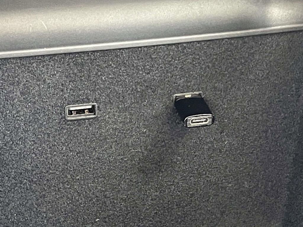 Used 2020 Tesla Model 3 Long Range image 21