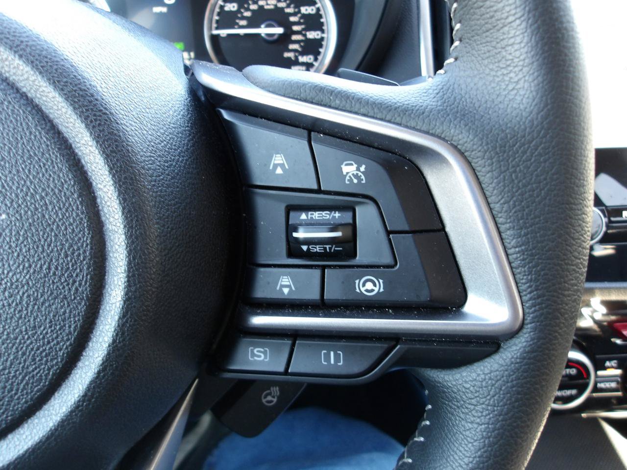 Used 2024 Subaru Forester Touring AWD/4WD image 17