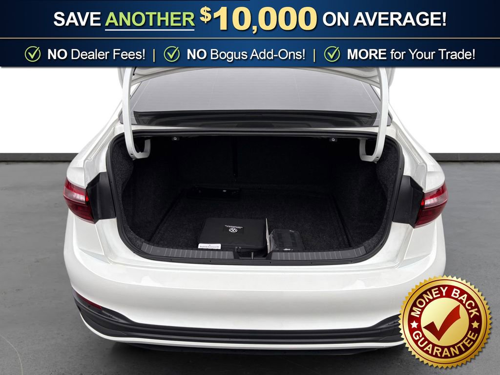 Used 2024 Volkswagen Jetta SE w/ Panoramic Sunroof Package image 24