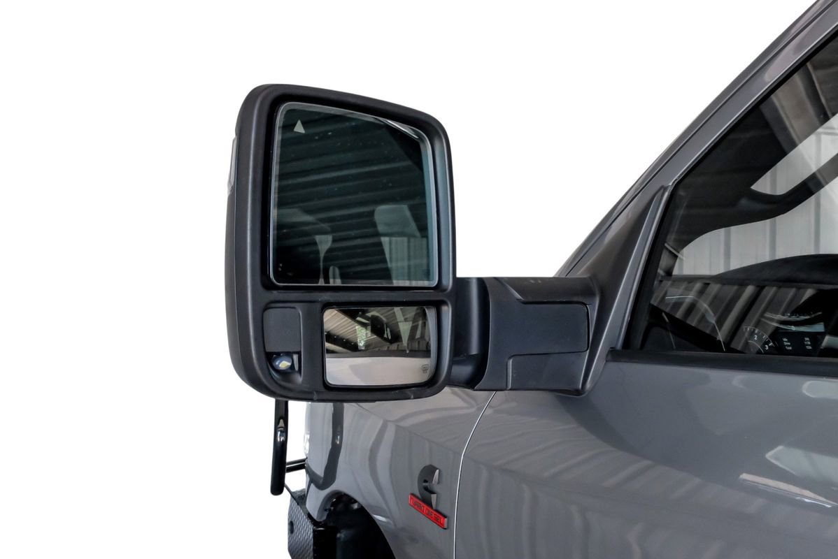 Used 2024 RAM 3500 Laramie w/ Night Edition image 40