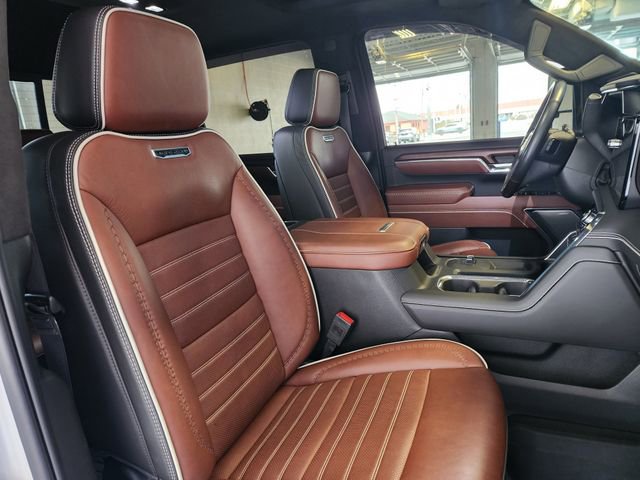 Used 2024 GMC Sierra 2500 Denali Ultimate AWD/4WD image 18