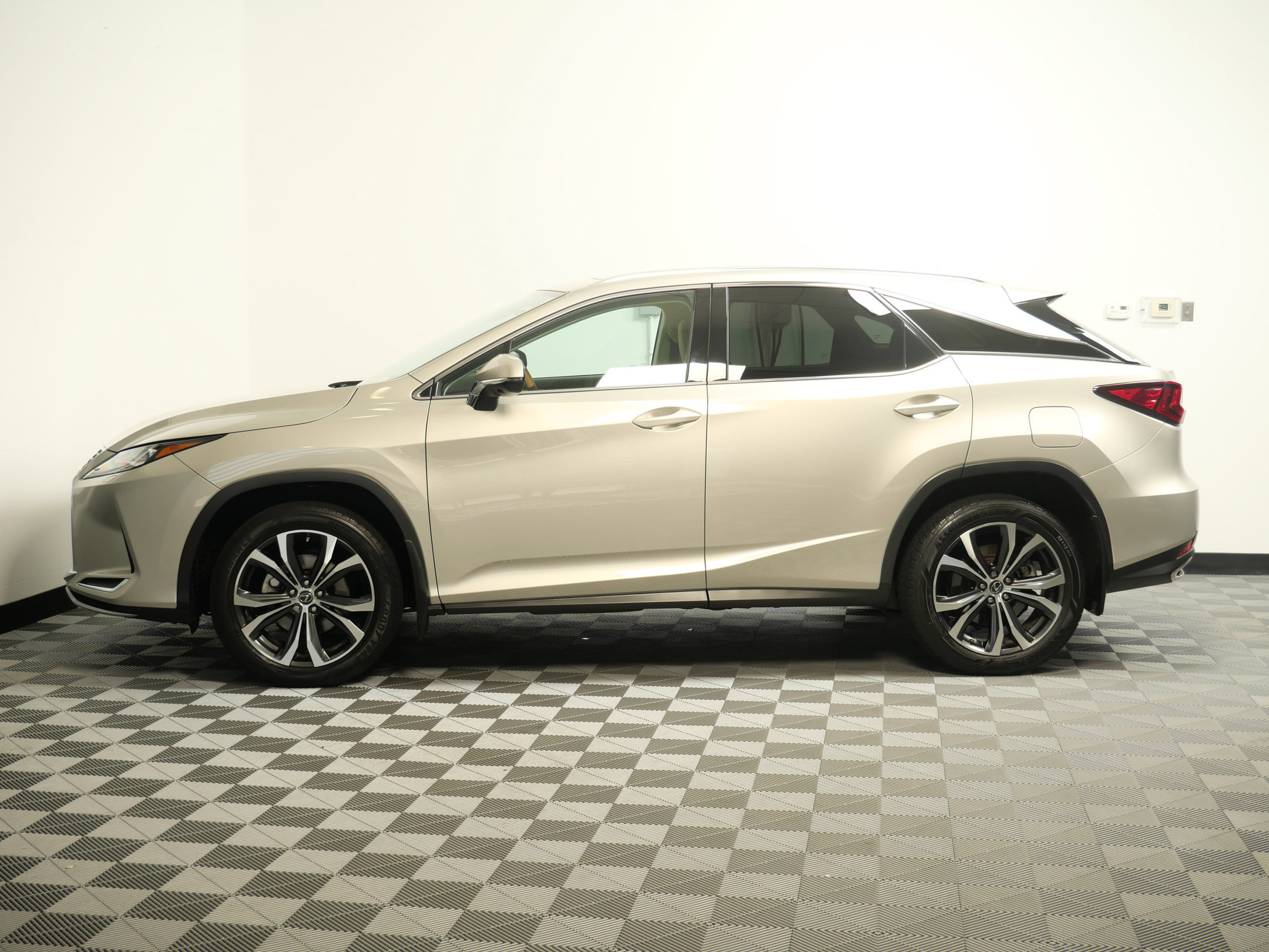 Used 2020 Lexus RX 350 AWD w/ Premium Package image 5