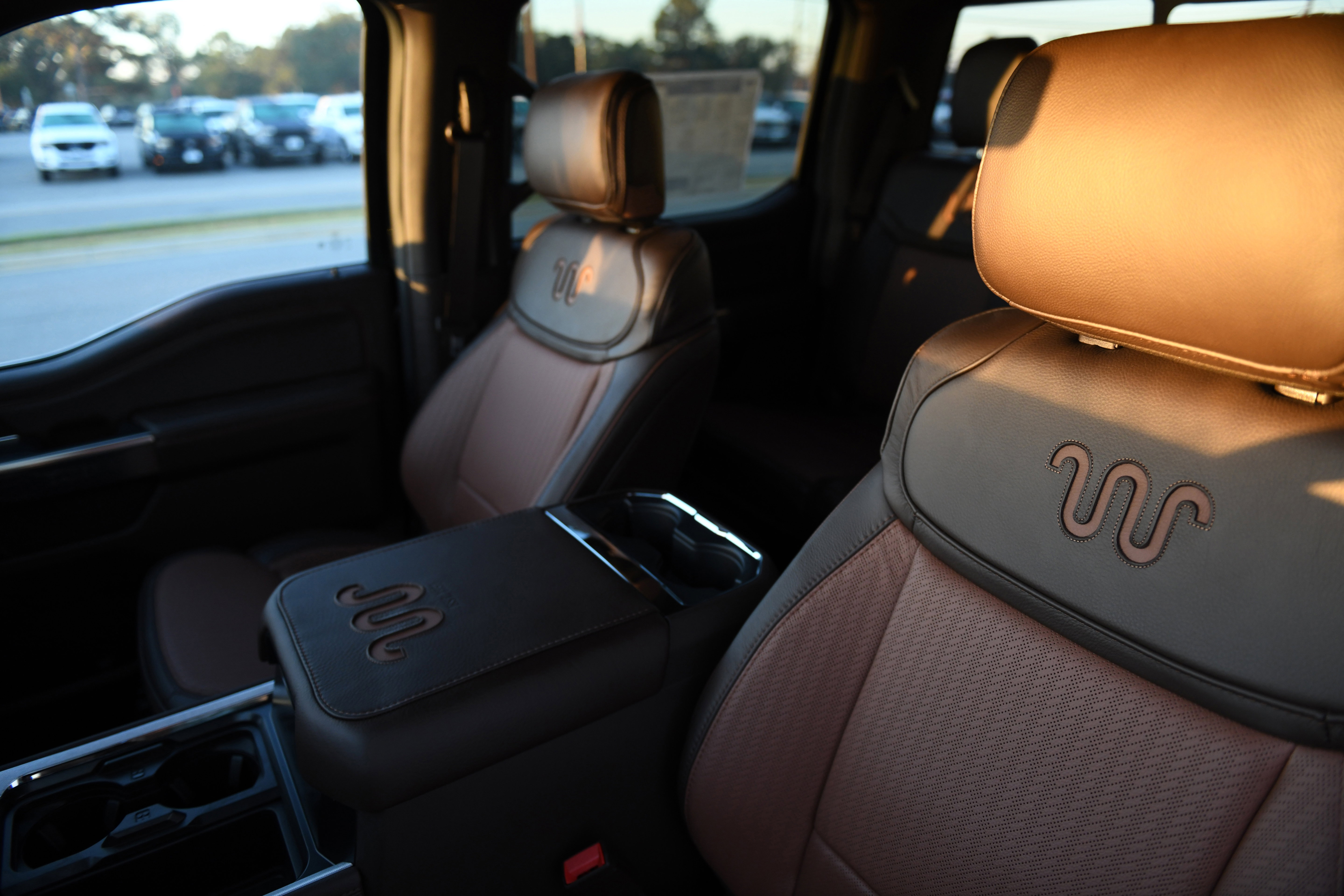 New 2026 Ford F250 King Ranch w/ Tremor Off-Road Package image 9