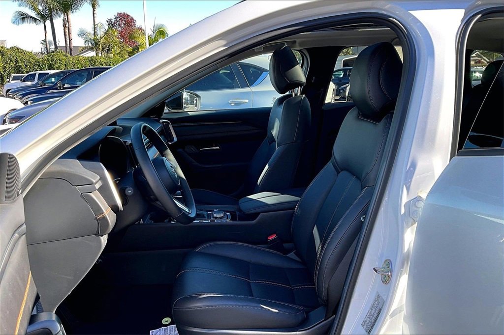 Certified 2025 MAZDA CX-50 AWD 2.5 Hybrid w/ Premium Pkg image 14