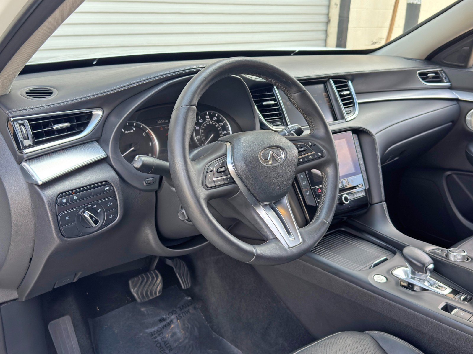 Used 2019 INFINITI QX50 Essential w/ Premium Heat Package FWD image 13