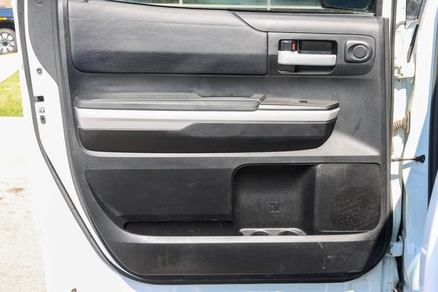 Used 2019 Toyota Tundra SR5 w/ SR5 Upgrade Package AWD/4WD image 16
