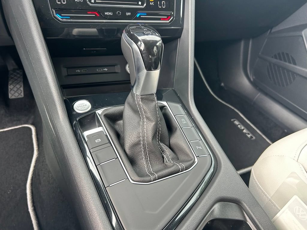 New 2026 Volkswagen Taos SE FWD image 47