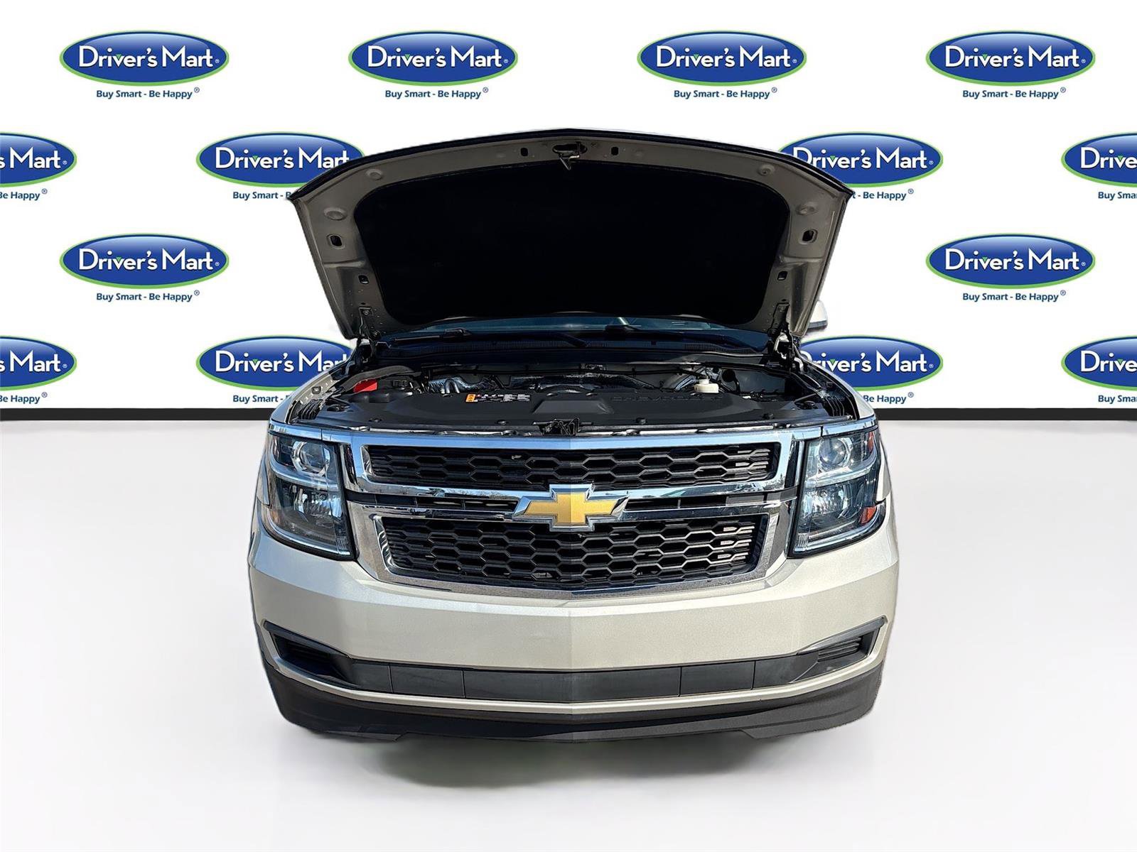 Used 2017 Chevrolet Suburban LT image 34