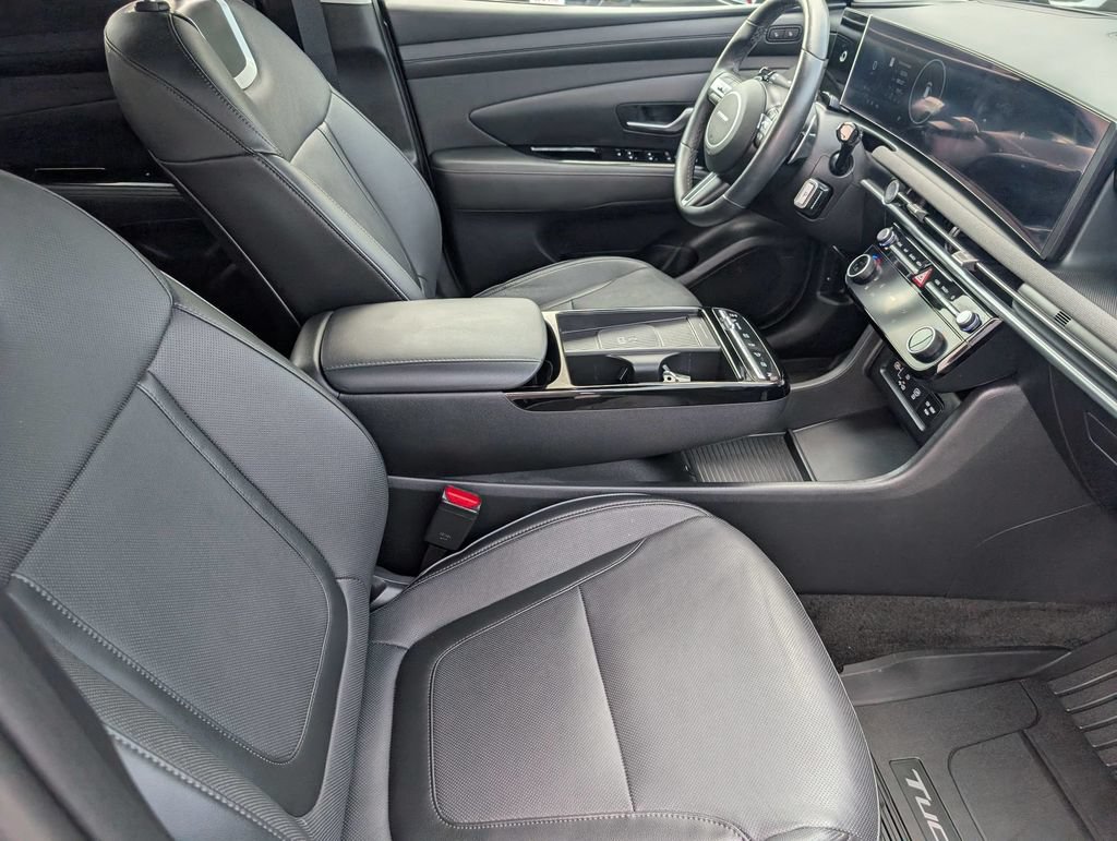 Used 2025 Hyundai Tucson Limited AWD/4WD image 34