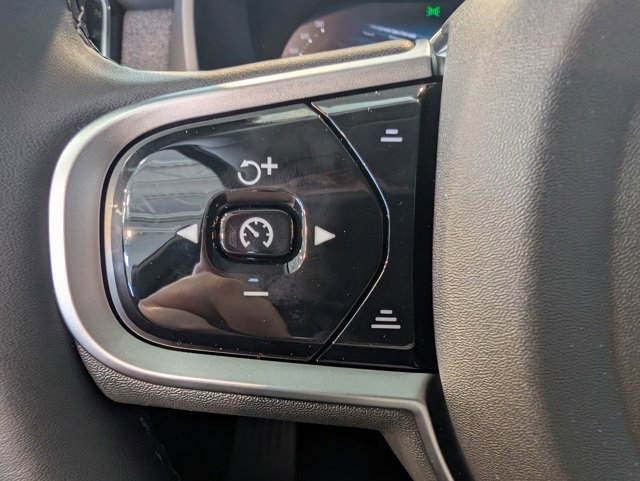 New 2026 Volvo XC90 B6 Ultra image 17